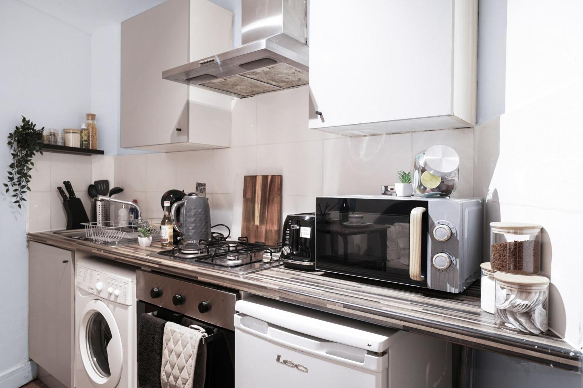 Apartament Affordable One Bedroom & In Londra