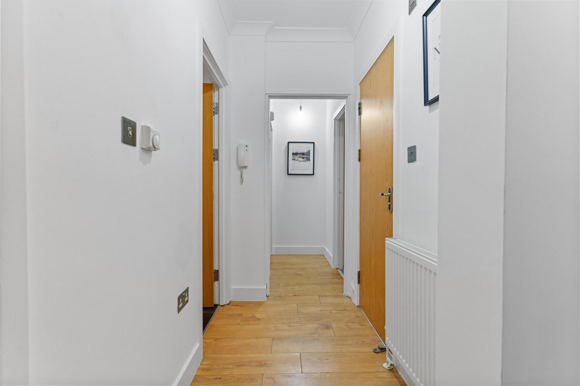 Affordable One Bedroom & In * Londra