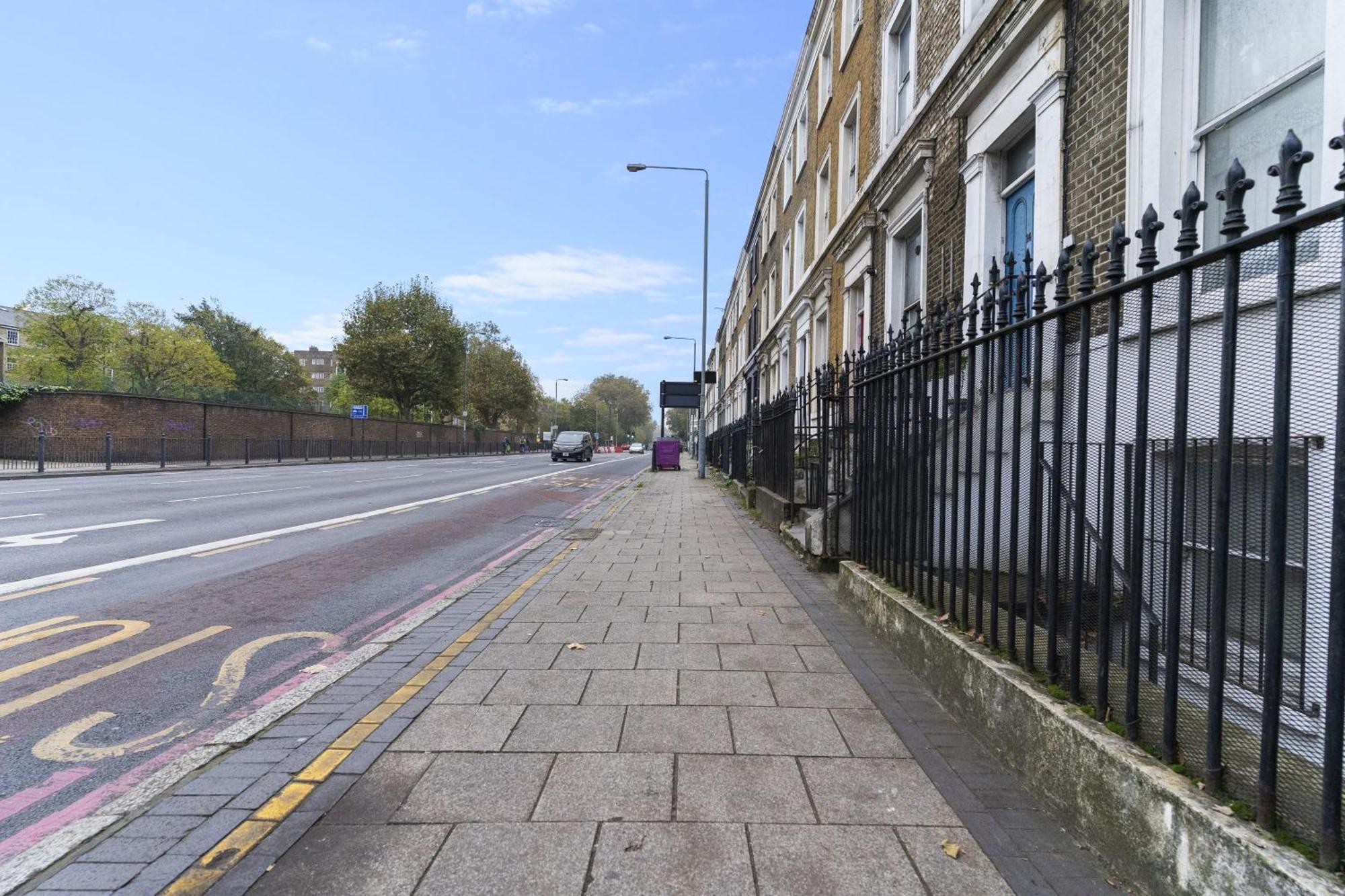 Affordable One Bedroom & In * Londra