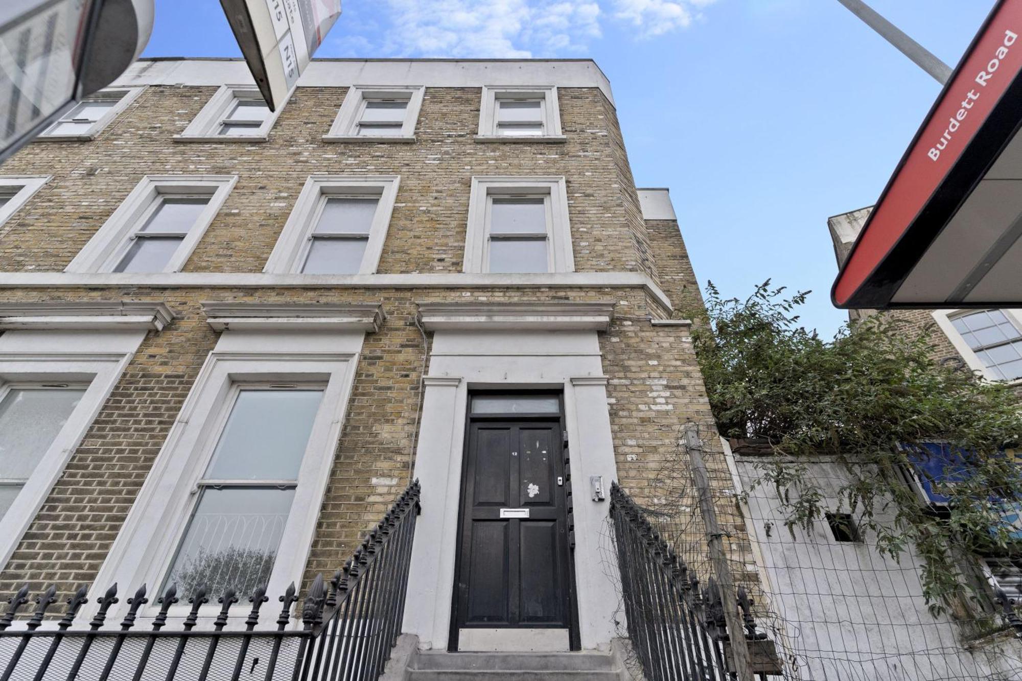Affordable One Bedroom & In Apartament Londra