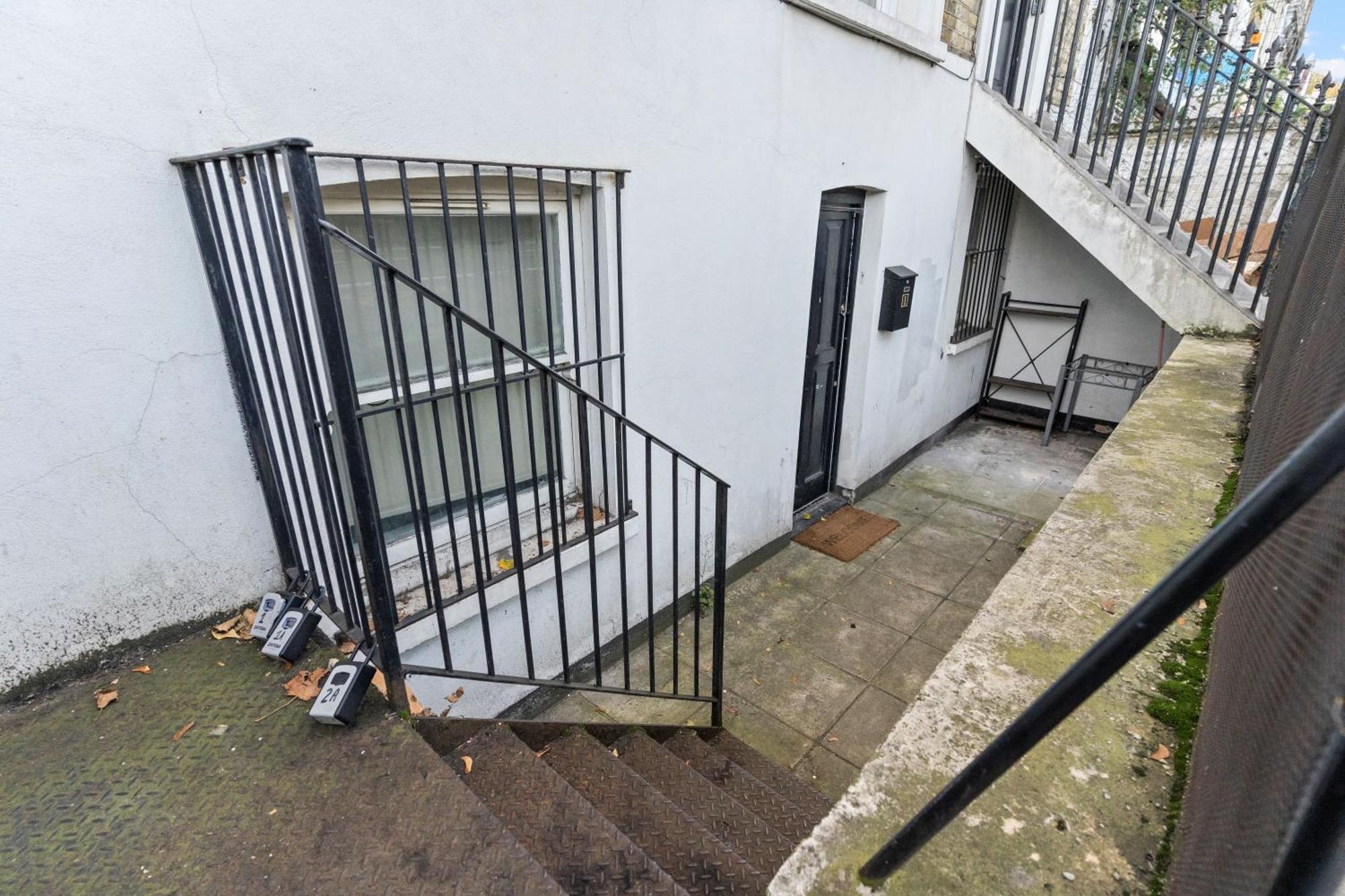 Affordable One Bedroom & In * Londra