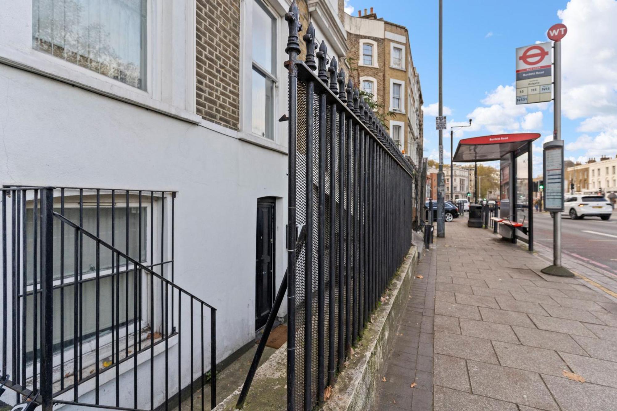 Affordable One Bedroom & In Londra